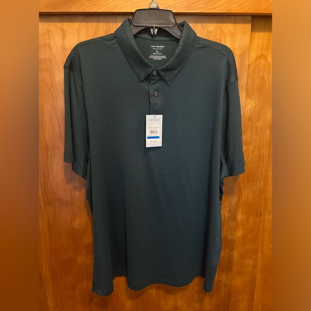 Van Huesen blue poly sports polo size: XL new with tags